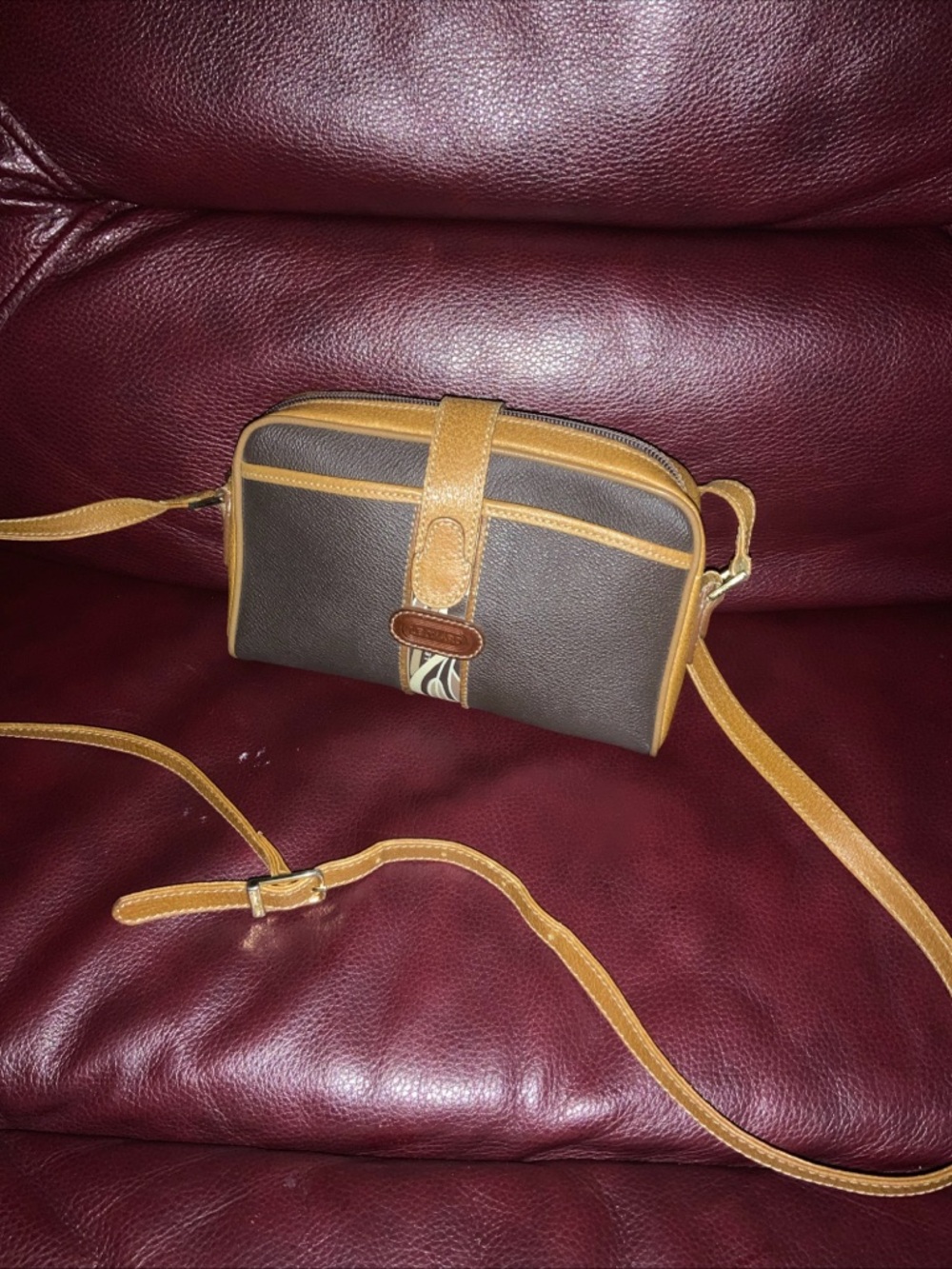 LEONARD Paris Vintage Crossbody Boston Bag Italy. Barely used condition. Italy.